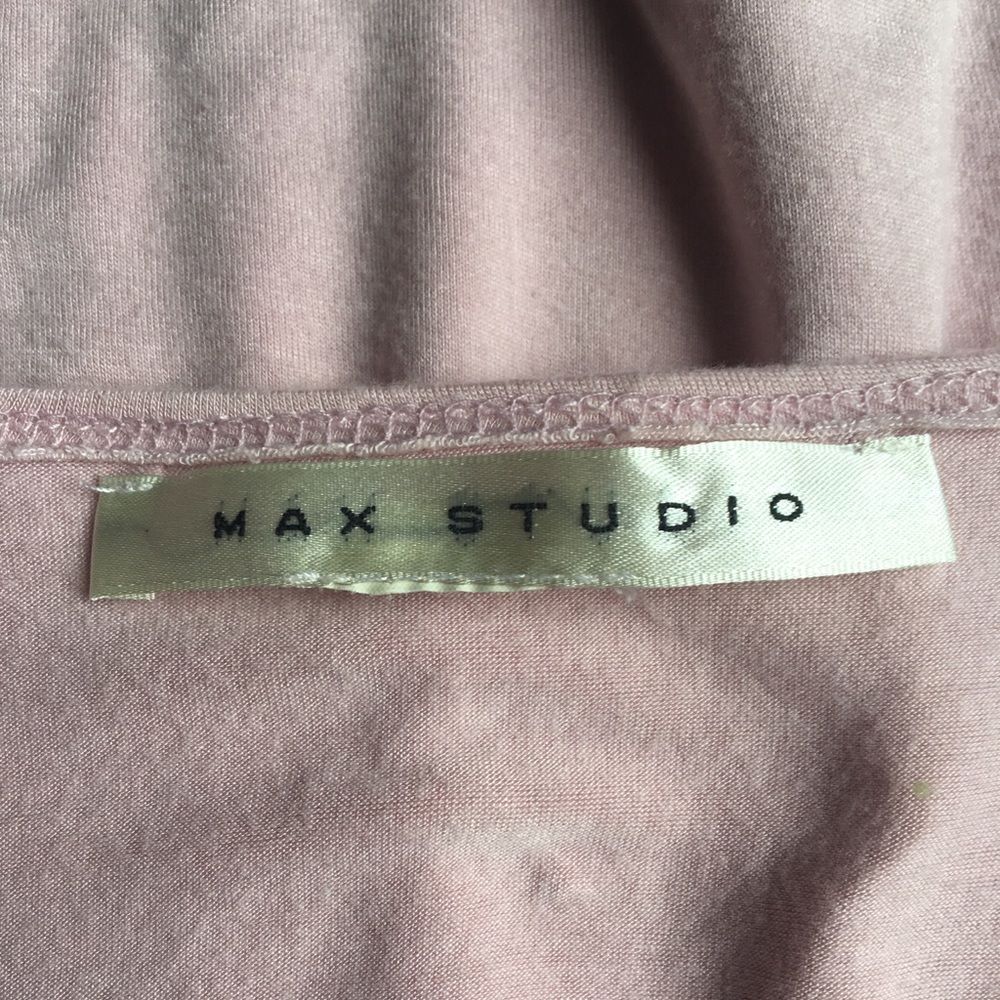 Max Studio Pink Top Size Medium - Picture 6 of 6